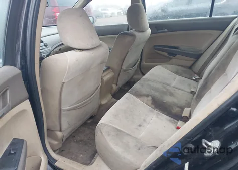 2010 Honda Accord 2.4 Lx-P z USA, uszkodzony, nr VIN 1HGCP2F43AA164161